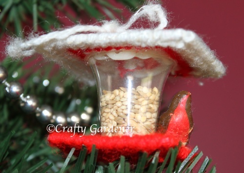 little bird feeder ornament at craftygardener.ca