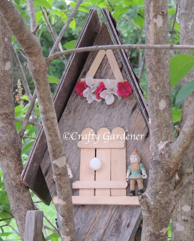 a little gnome home at craftygardener.ca
