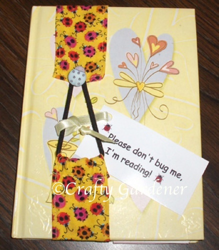 stitch a bookmark at craftygardener.ca