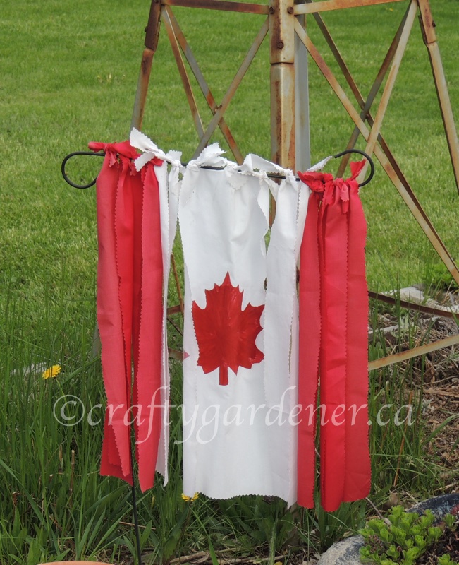 make a Canada flag at craftygardener.ca