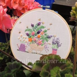 The Gardening Bee embroidery at craftygardener.ca