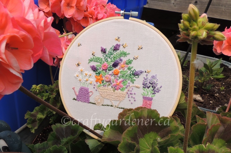 The Gardening Bee embroidery at craftygardener.ca