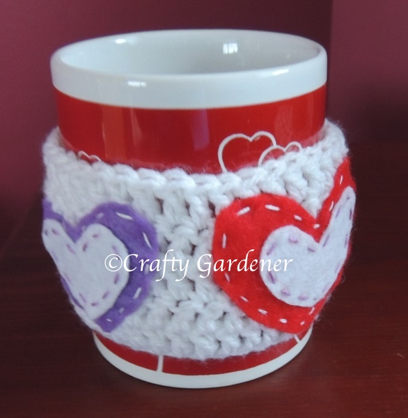 a Valentine cup cozy from craftygardener.ca