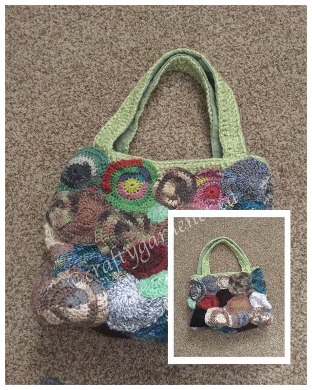 the completed yarn crawl project bag at craftygardener.ca